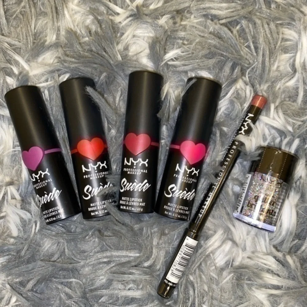 NYX LIPSTICK/LIP LINER + EYE GLITTER BUNDLE❗️